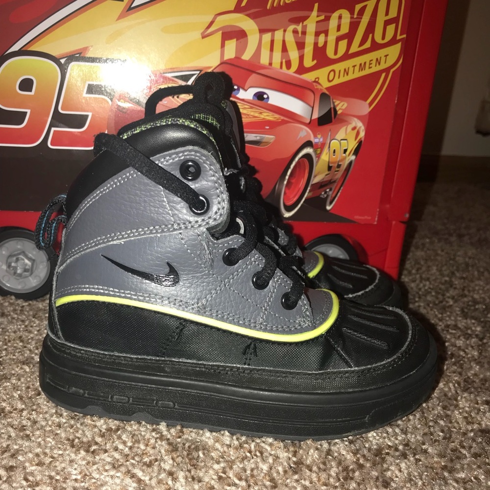 Nike Boots